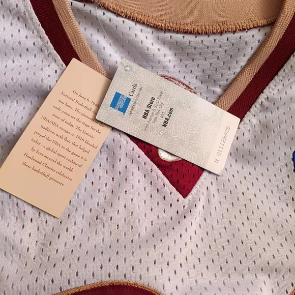 Mitchell & Ness White and Maroon Lebron James Rookie Cavaliers Jersey - Picture 16 of 16